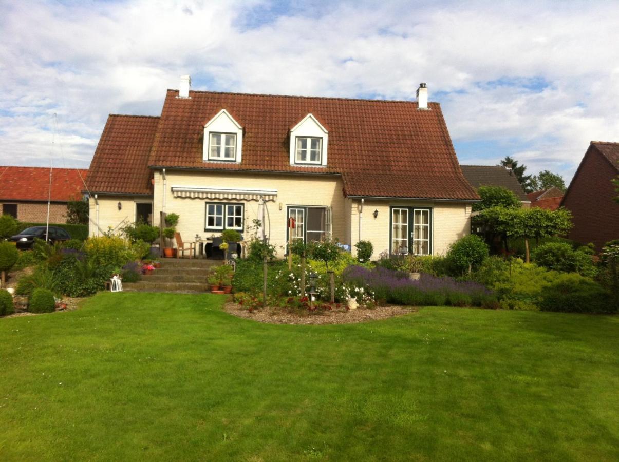 Chalet Or Apartment Nearby Roermond Outlet Stevensweert Exterior foto