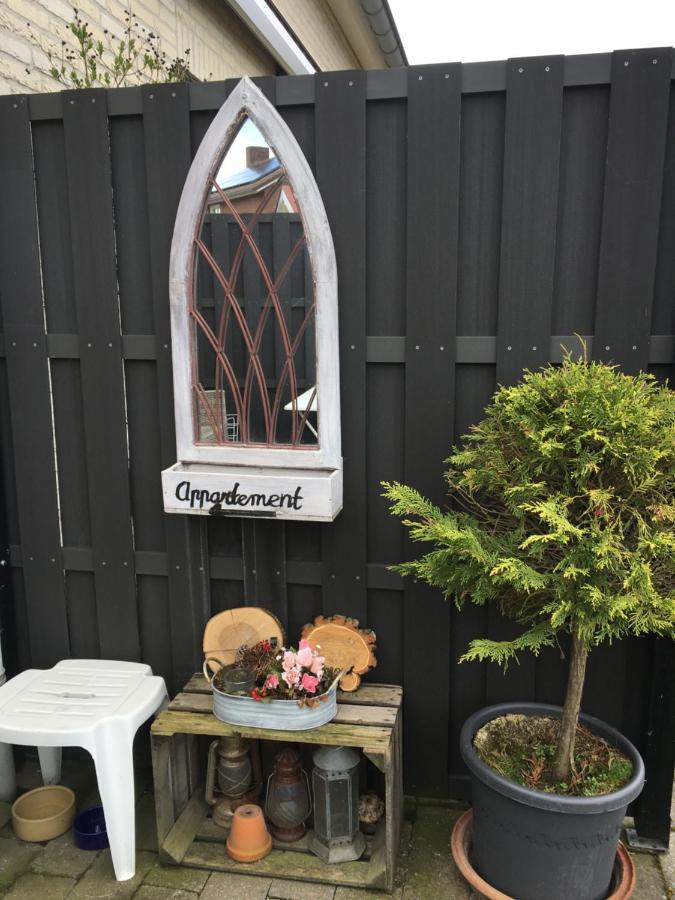 Chalet Or Apartment Nearby Roermond Outlet Stevensweert Exterior foto